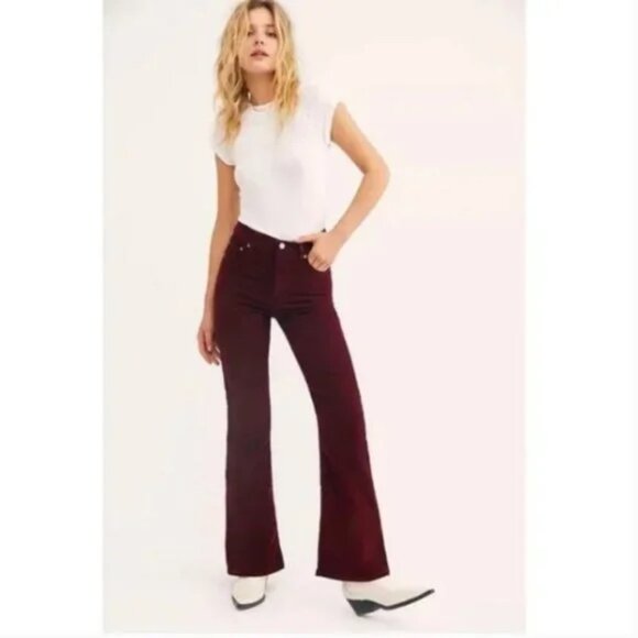 Levi's Ribcage Boot High Waist Corduroy Pants In Malbec 29 x 32 - Picture 3 of 13